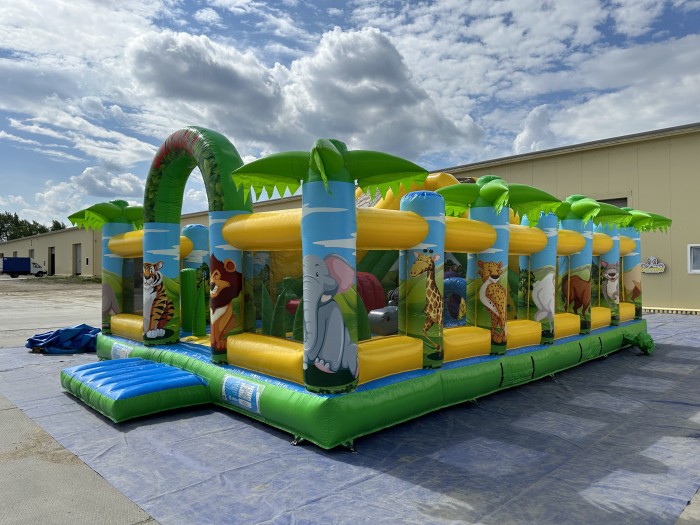Надувной батут "Джуманджи SAFARI" 10*7*4,5 м