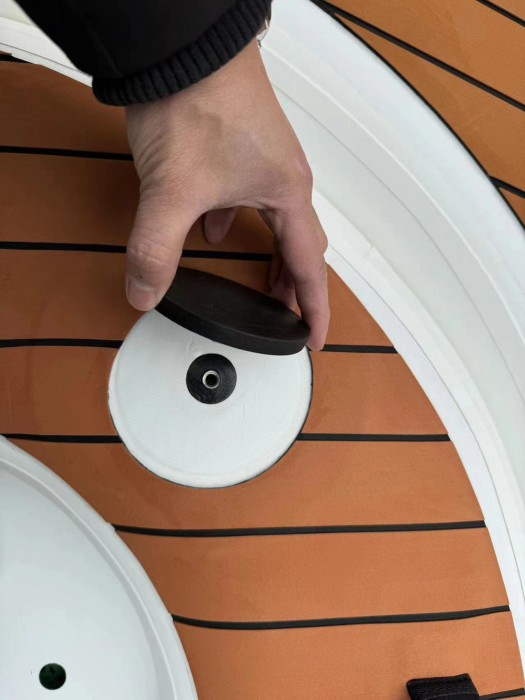 Надувная релакс зона - плавающий бар с диванами