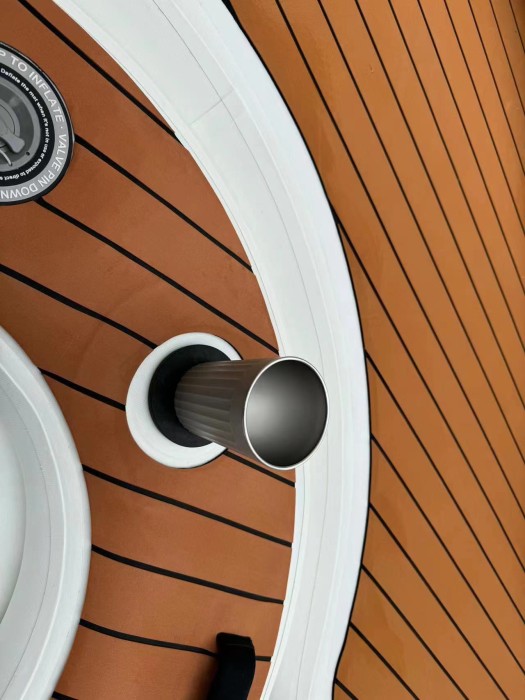 Надувная релакс зона - плавающий бар с диванами