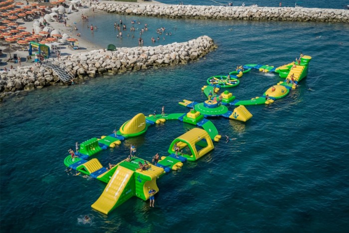 Надувной аквапарк "Спорт парк 60S" размер 50*14*3,2 м