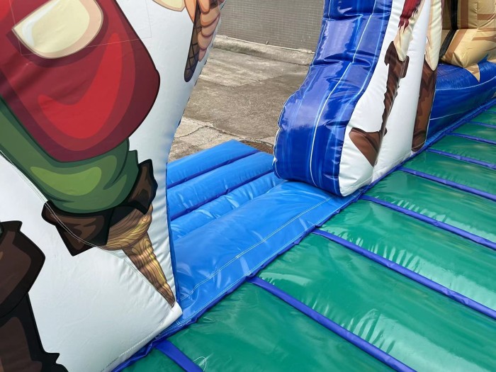 Надувная горка "Пираты"  12*9*4,2 м из 2 частей