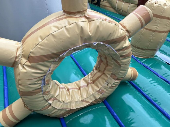 Надувная горка "Пираты"  12*9*4,2 м из 2 частей