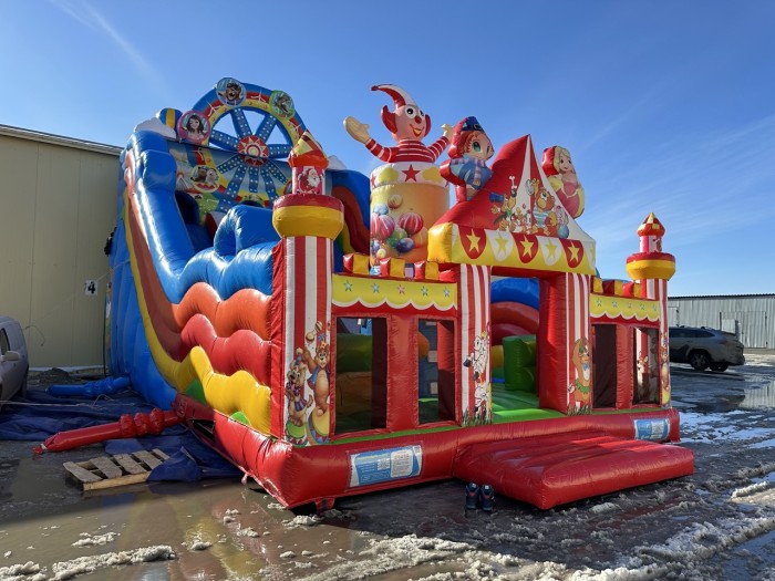 Надувная горка "Цирк" 12*6*8 м 