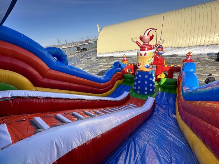 Надувная горка "Цирк" 12*6*8 м 