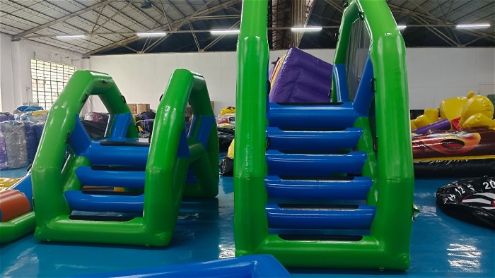 Лестница для бассейна надувного аквапарка малая