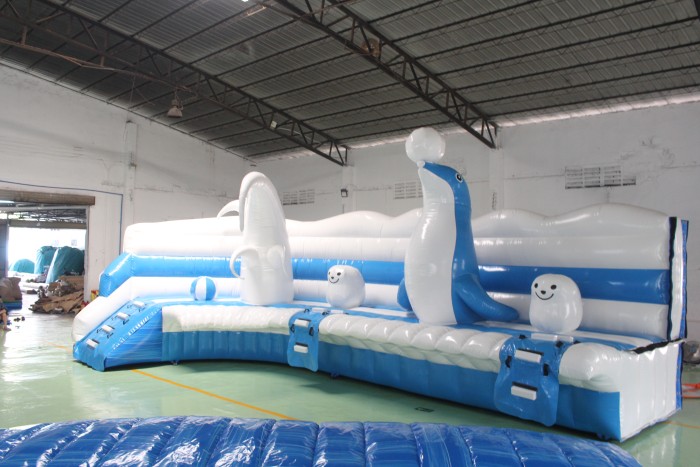 Надувной аквапарк "Белая Акула" 17*14*6,5 м