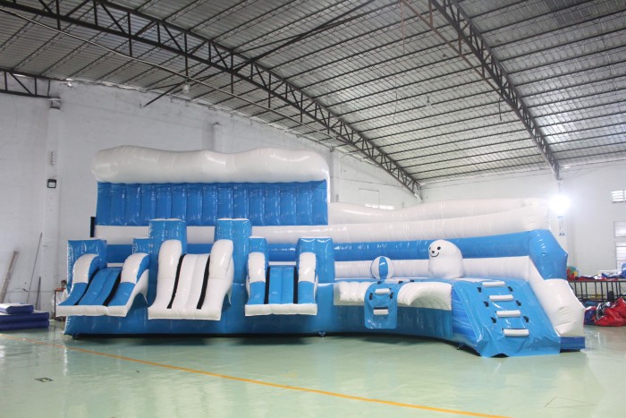 Надувной аквапарк "Белая Акула" 17*14*6,5 м