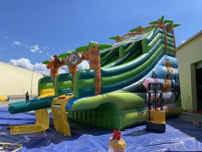 Надувной аквапарк "Джунгли" 17,5*17*8 м