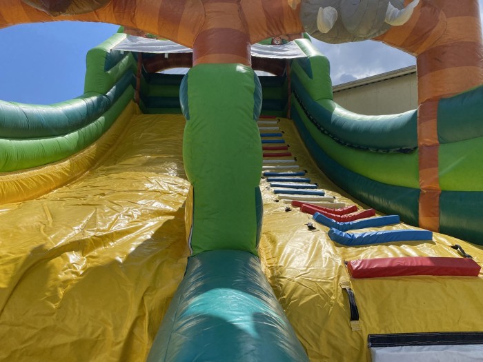 Надувной аквапарк "Джунгли" 17,5*17*8 м