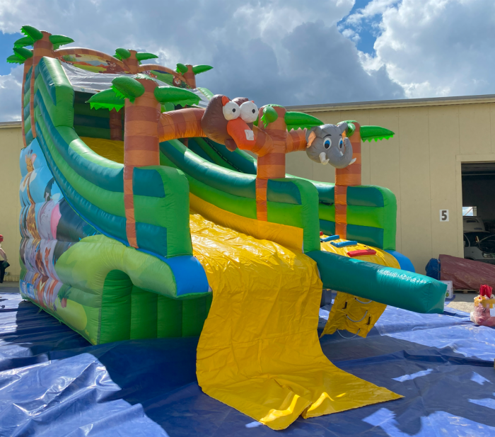 Надувной аквапарк "Джунгли" 17,5*17*8 м