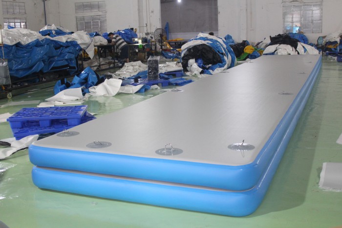 Надувная дорожка для аквапарка