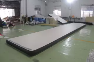 Надувная дорожка-понтон AirDeck для воды и аквапарка 