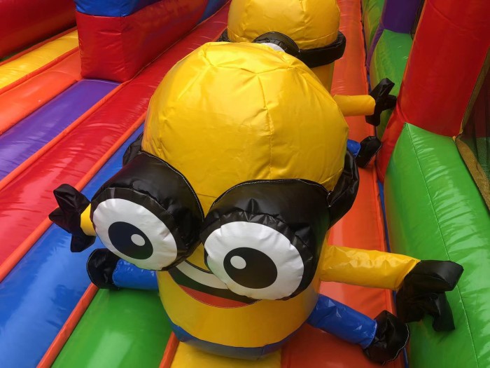 Надувная горка "Миньоны" 14*6*6,4 м