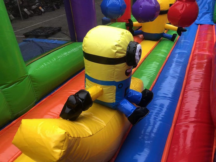 Надувная горка "Миньоны" 14*6*6,4 м