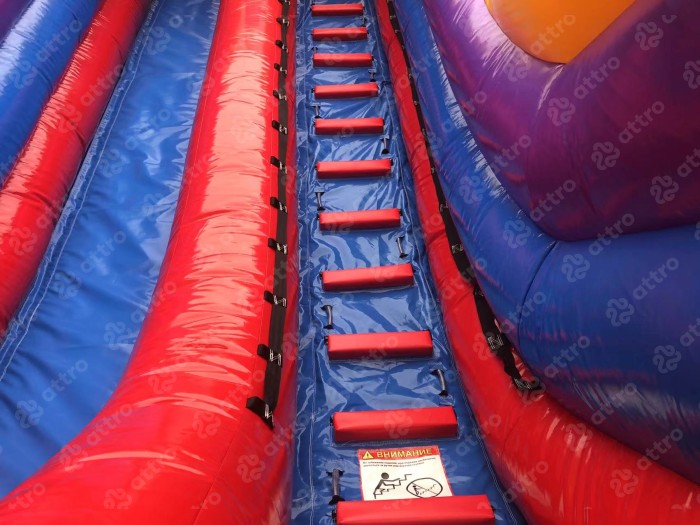 Надувная горка "Миньоны" 14*6*6,4 м