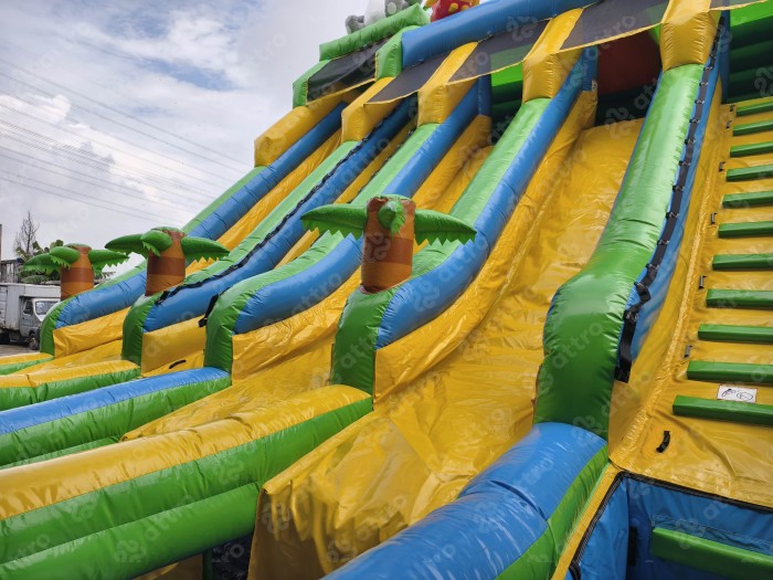 Надувной аквапарк "Гавань" 15*12*8,6 м