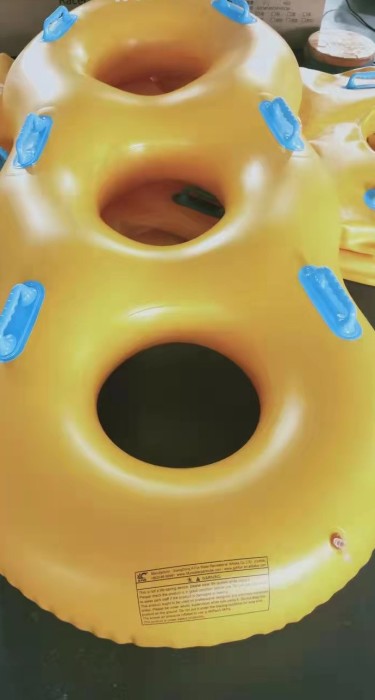 Круг для аквапарка тройной 42" (закрытый шов)