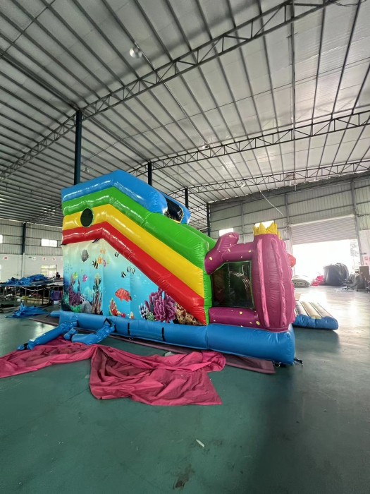 Надувная горка "Морское приключение" 7*6*4,4 м