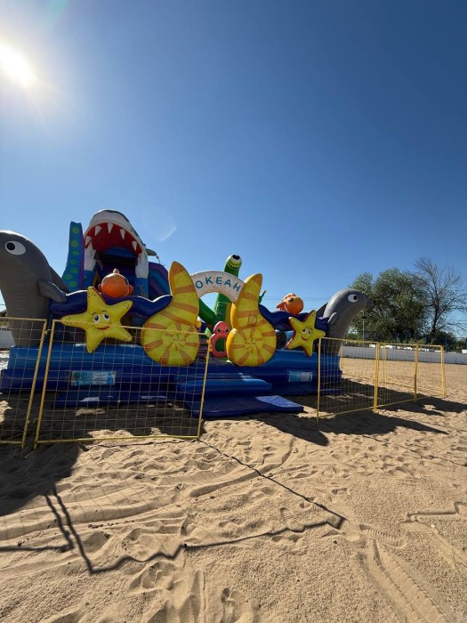 Надувная горка "Морская сказка" 10*10*8,3 м Б/У 