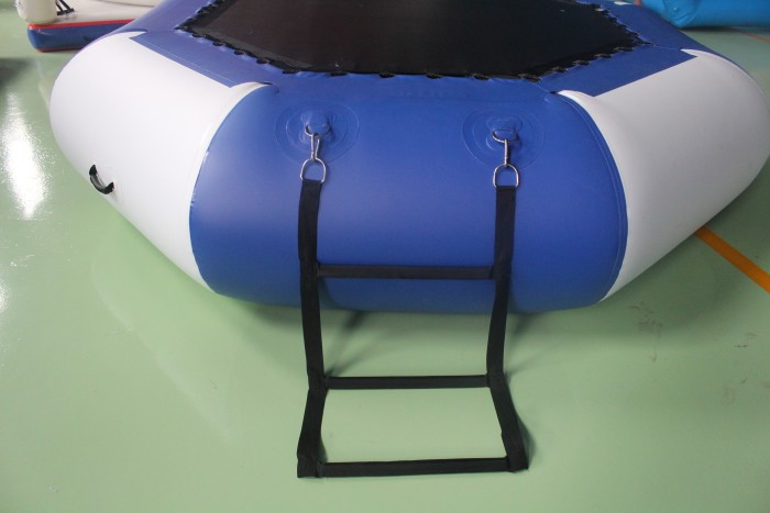 Надувной водный Батут с банджи тросом