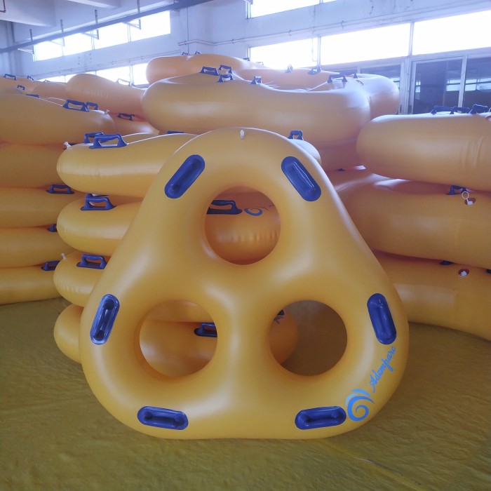 Круг для аквапарка тройной 1,4*1,4*0,3 м