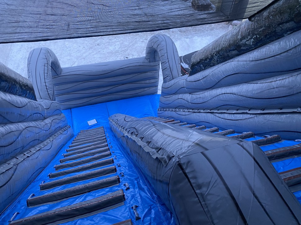 Надувная зимняя горка 
