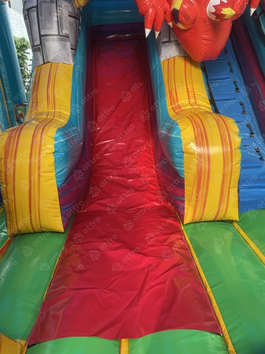 Надувная горка "Рыцарский турнир" 8*7*6 м