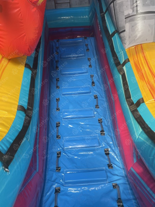 Надувная горка "Рыцарский турнир" 8*7*6 м