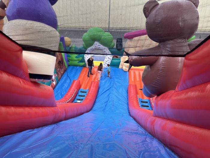 Надувная горка "Емеля" 13*10*11,5 м