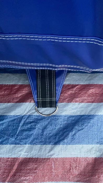 Надувная полоса препятствий "Паровозик" всесезонная размер 32*5*4,5 м